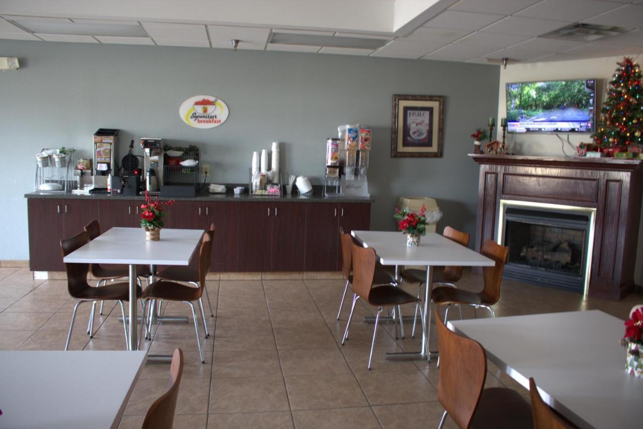 Super 8 By Wyndham Rainsville Exterior photo